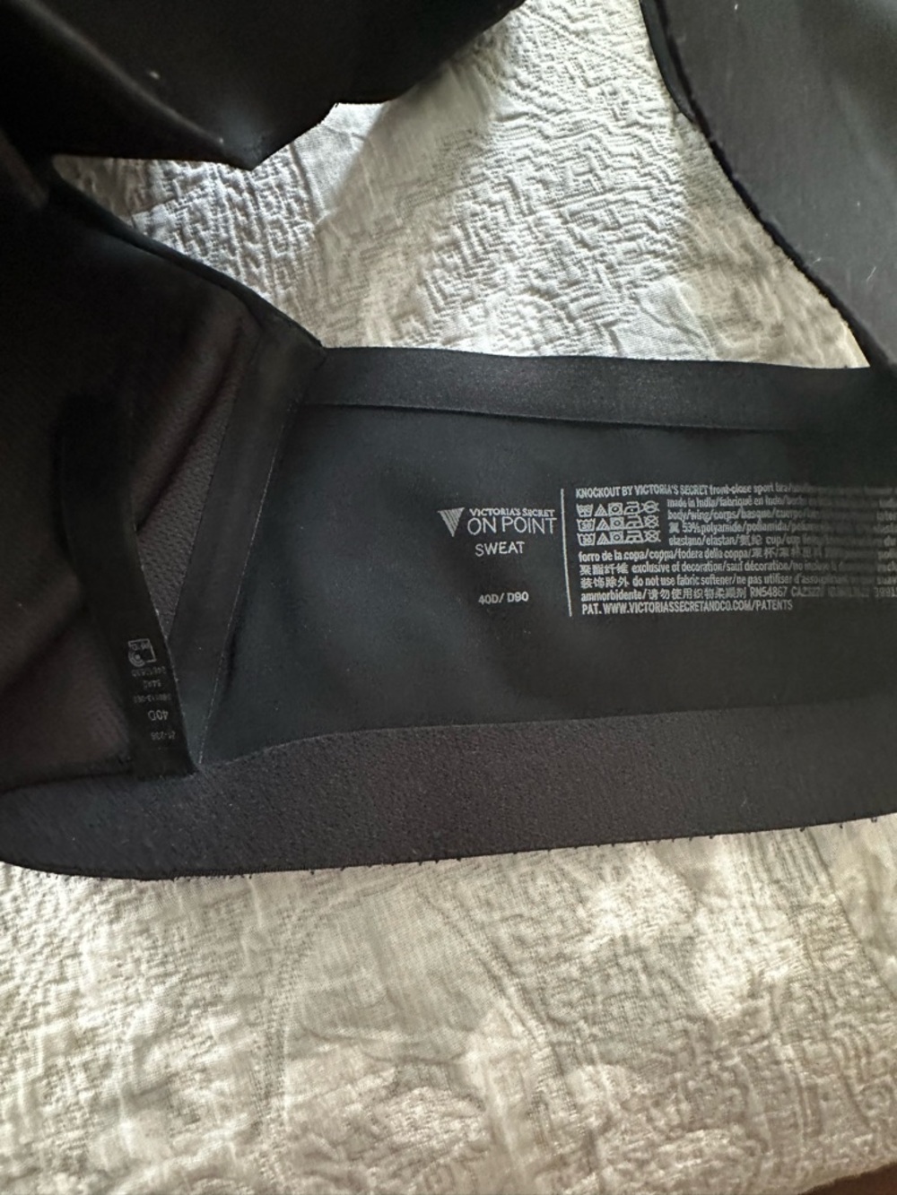 Victoria's Secret Black Front-Zip Sports Support Bra 40D Black - Picture 3 of 3